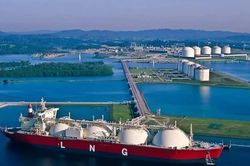 Giá LNG tại châu Âu tăng vọt lên mức cao nhất kể từ năm 2023