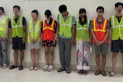 Khống chế 47 đối tượng trong đường d&acirc;y ma t&uacute;y n&uacute;p b&oacute;ng thuốc l&aacute; điện tử quy m&ocirc; 100 tỷ đồng