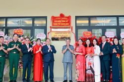 Bí thư Tỉnh ủy nhấn nút khởi công 2 khu công nghiệp lớn chào mừng Quảng Ninh lên thành phố