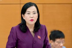 Cần cơ chế bảo vệ, bồi thường cho người ti&ecirc;u d&ugrave;ng trước việc gian lận tại c&acirc;y xăng, c&ocirc;ng tơ điện, nước