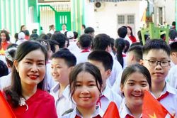 AI gi&uacute;p gi&aacute;o vi&ecirc;n giảm 60% thời gian soạn b&agrave;i, Bộ GD&ĐT t&iacute;nh chuyện giảm bi&ecirc;n chế