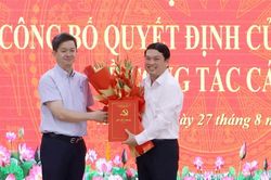 C&ocirc;ng bố quyết định của Ban B&iacute; thư Trung ương Đảng về c&ocirc;ng t&aacute;c c&aacute;n bộ