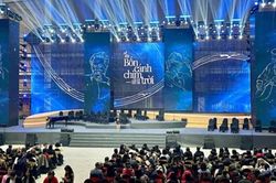 Nhạc sĩ Vũ Quang Trung nói lý do ngừng diễn show 'về đây bốn cánh chim trời'