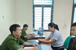 Tài xế taxi uống rượu bia, vượt đèn đỏ, gây tai nạn chết người