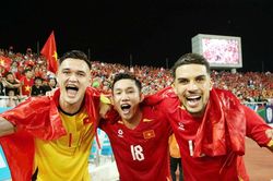 Truyền th&ocirc;ng quốc tế: Việt Nam xứng đ&aacute;ng v&ocirc; địch ASEAN Cup