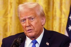 Ông Trump tuyên bố 'không vội' nối lại đàm phán với Iran