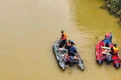 Vụ lật thuyền, 3 người mất t&iacute;ch: T&igrave;m thấy nạn nh&acirc;n cuối c&ugrave;ng c&aacute;ch hiện trường 2km