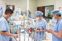Cháu bé 21 tháng tuổi tử vong do vô tình vặn tay ga xe máy điện: Cảnh báo sai lầm nhiều người mắc