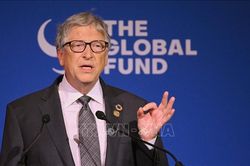 Tỷ ph&uacute; Bill Gates: Thế giới chưa sẵn s&agrave;ng cho những rủi ro từ AI