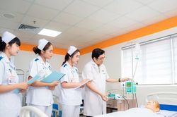 Thành phố Hồ Chí Minh hỗ trợ 100% học phí đào tạo bác sĩ nội trú