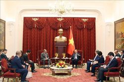 Tổng Bí thư, Chủ tịch nước Tô Lâm tiếp Chủ tịch kiêm Tổng Giám đốc Điều hành Tập đoàn Qualcomm