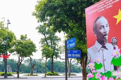 H&agrave; Nội trang ho&agrave;ng ch&agrave;o mừng 81 năm Quốc kh&aacute;nh 2/9
