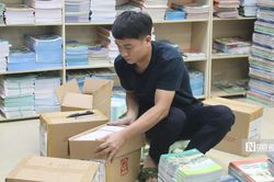 Các địa phương lên kế hoạch miễn phí SGK muộn dẫn đến thừa thiếu cục bộ