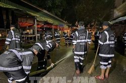 Bão số 4 và mưa lũ làm 3 người chết và nhiều thiệt hại nghiêm trọng tại các địa phương