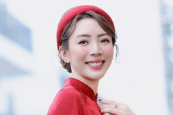Thu Trang chúc mừng chiến thắng đội tuyển Việt Nam
