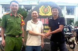 Nhận 500 triệu đồng chuyển khoản từ người lạ, người đàn ông đến Công an trình báo
