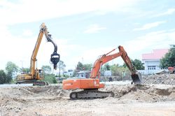 Dự án Di dời và tái định cư khu vực phía đông đường Trần Hưng Đạo, xã Vạn Ninh: Đẩy nhanh tiến độ thi công