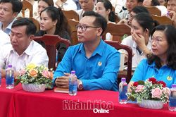 Liên đoàn Lao động tỉnh Khánh Hòa tập huấn nghiệp vụ cho 200 cán bộ công đoàn