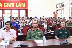 Tuy&ecirc;n truyền ph&aacute;p luật an ninh, an to&agrave;n h&agrave;ng kh&ocirc;ng cho người d&acirc;n v&agrave; doanh nghiệp
