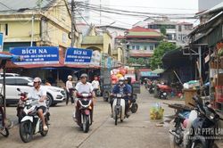 Tiểu thương trở lại nhịp kinh doanh sau bão số 4