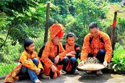 “Cuốn sách” không viết chữ của người Dao Lù Gang