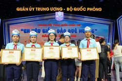 Hành trình lan tỏa tình yêu biển đảo của học trò Lâm Đồng