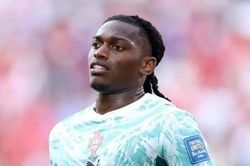Sau hợp đồng Nicolas Jackson, Aston Villa đẩy mạnh đàm phán chiêu mộ Rafael Leao từ Milan