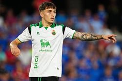 Jorge Salinas: Mảnh ghép thuận chân trái lý tưởng cho hàng phòng ngự tương lai của Man Utd