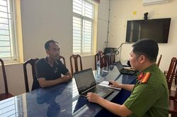 Khởi tố đối tượng chiếm giữ tài sản do người khác chuyển khoản nhầm