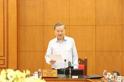 Nghị quyết mới phải thực sự tạo ra bước phát triển mới về tư duy, thể chế và phương thức công tác cán bộ