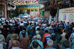 TP.HCM: Quan Âm tu viện (P.Cầu Kiệu) trao quà, học bổng nhân mùa Vu lan - Báo hiếu