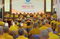 Huế: Lễ Tự tứ, ph&aacute;p hội Vu lan tại tổ đ&igrave;nh Từ Đ&agrave;m