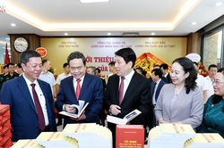 Lan tỏa những giá trị tốt đẹp, bồi đắp lòng yêu nước và khát vọng cống hiến