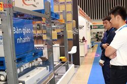 Công nghệ số nâng 'vạch chuẩn' logistics Việt: Chậm sẽ mất lợi thế