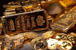 Giá vàng thế giới hồi phục trên 4.600 USD/oz