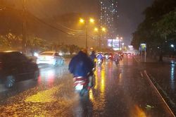 H&agrave; Nội: Tối v&agrave; đ&ecirc;m nay c&oacute; mưa d&ocirc;ng