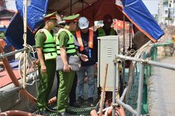 Đảm bảo PCCC c&aacute;c c&ocirc;ng tr&igrave;nh, phương tiện đường s&ocirc;ng