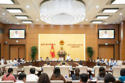 Dự án Luật Luật sư (sửa đổi) rút gọn quy trình trở thành luật sư từ 4 bước xuống còn 2 bước