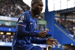 Nicolas Jackson sắp chia tay Chelsea, chọn Aston Villa làm bến đỗ mới