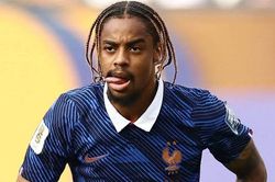 Liverpool chuẩn bị kích nổ bom tấn 140 triệu bảng Barcola