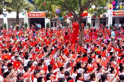 H&agrave; Nội y&ecirc;u cầu trường học kh&ocirc;ng để học sinh thiếu s&aacute;ch gi&aacute;o khoa đầu năm học