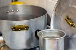 4 món đồ dùng nhà bếp nên thay sớm nếu có dấu hiệu này