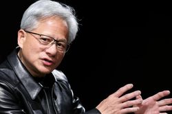 Nvidia dự báo doanh thu tăng 70%, lo ngại giá bộ nhớ ăn mòn lợi nhuận