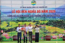 Nghĩa Đô (Lào Cai) rực rỡ ngày khai hội, đón nhận giải thưởng làng du lịch hàng đầu năm 2025