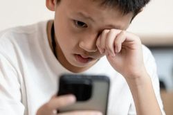Các nước đối phó 'ma trận' nội dung rác trên mạng xã hội