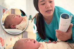Màn ru con gây sốt mạng: Mẹ mở sách toán giảng về hàm số, bé nín khóc ngủ luôn