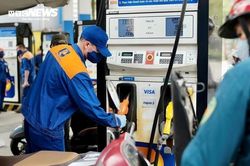 Giá xăng dầu đồng loạt giảm, riêng dầu mazut tăng
