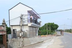 Bao giờ Phú Xuyên xử lý dứt điểm vi phạm đê điều?