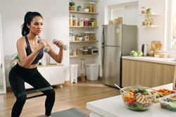Ăn uống v&agrave; tập luyện thế n&agrave;o để giảm c&acirc;n hiệu quả hơn?