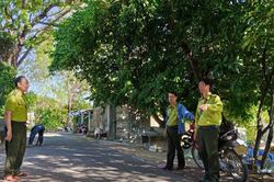 Căng mình giữ rừng sau hơn 10 điểm cháy trong một ngày ở Huế